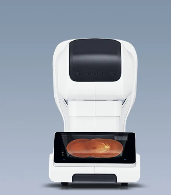 Retina Station non-mydriatic fundus imaging equipment used at Sky Eye Clinic